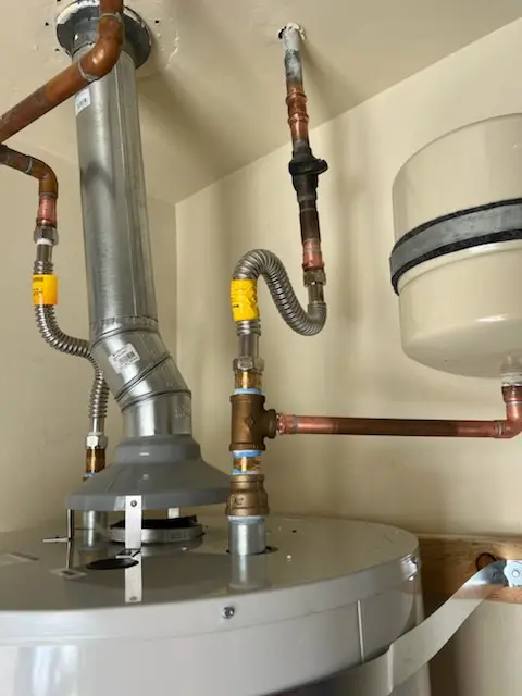 Water heater installation and plumbing repair in Idlewild